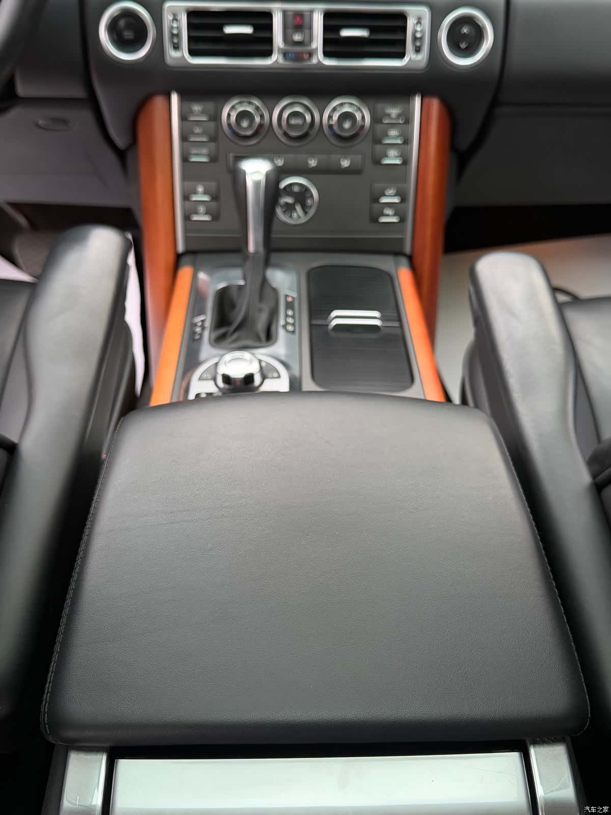 Land Rover Range Rover, 2011 12