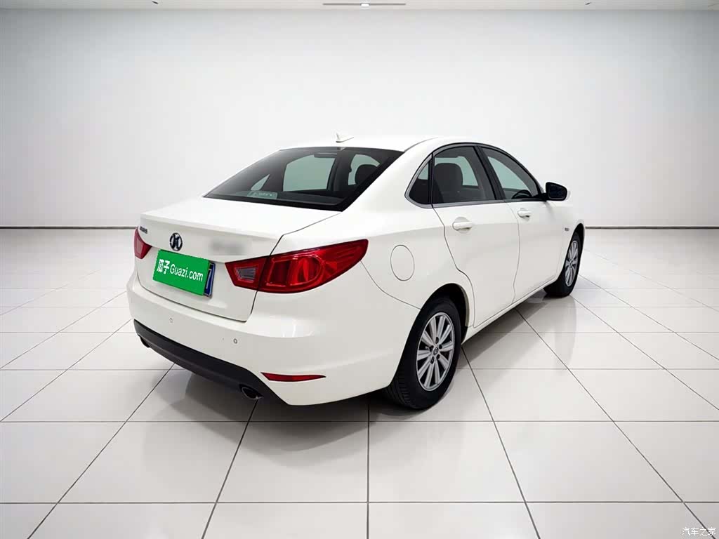 BAIC D50, 2016 6