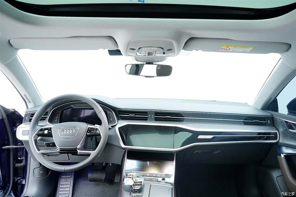 Audi A7L, 2023 27