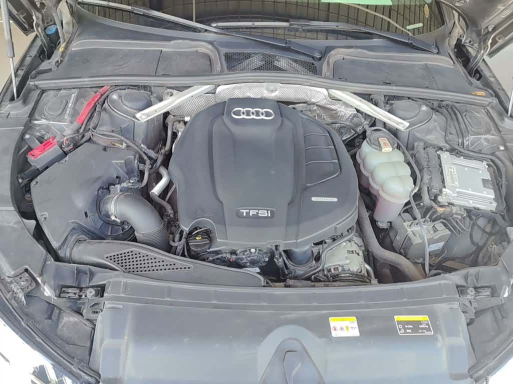 Audi A4L, 2021 20