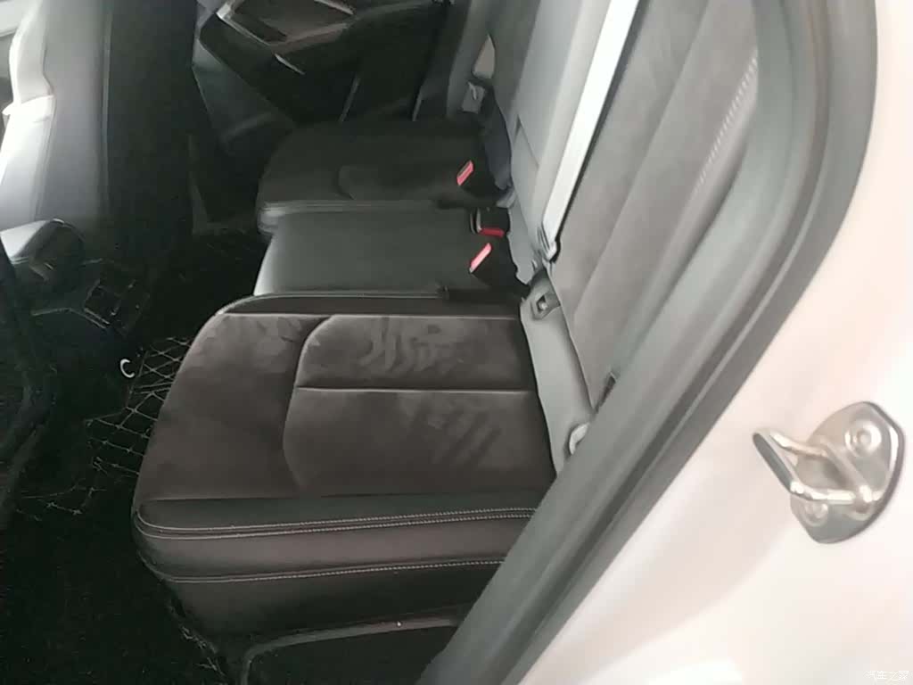 Audi Q3, 2021 17
