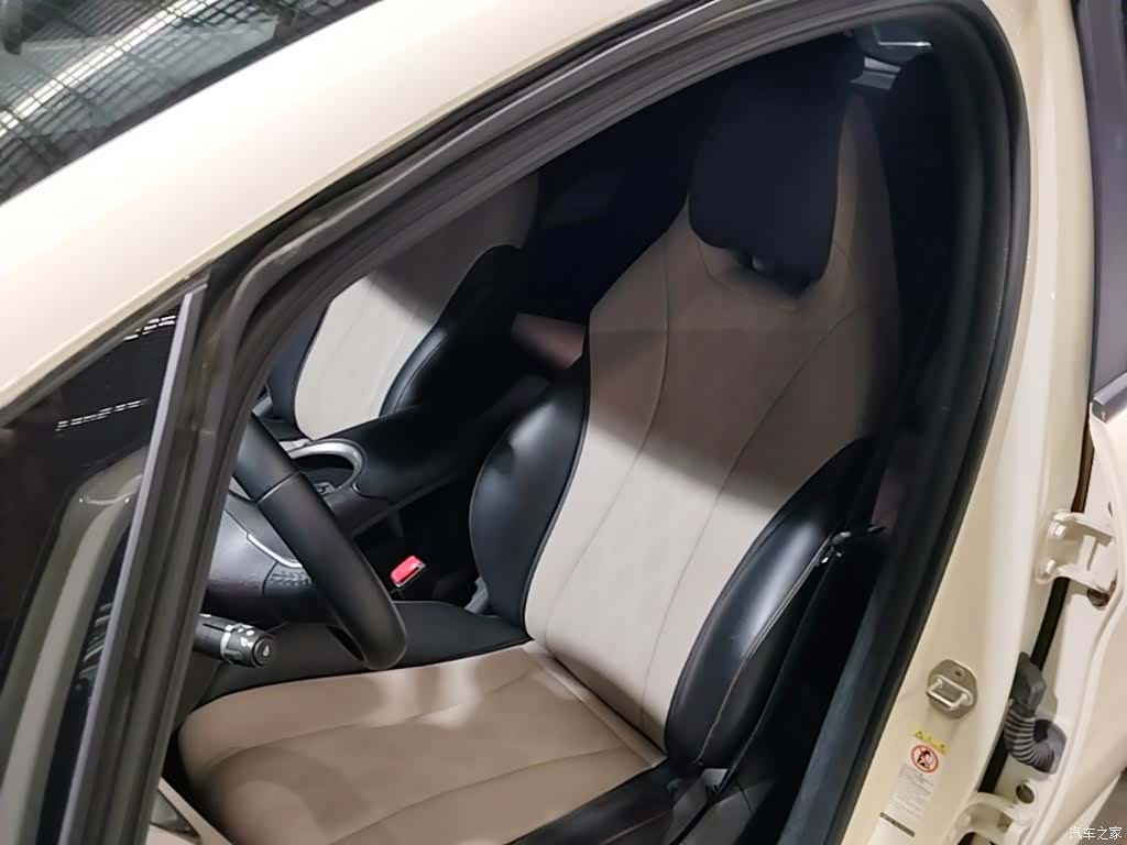 BYD Dolphin, 2023 15