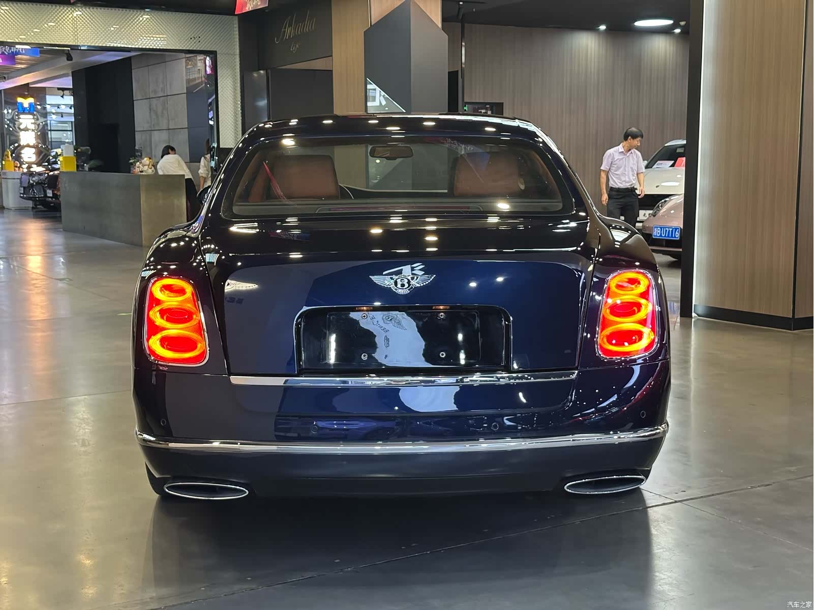 Bentley Mulsanne, 2013 все фото