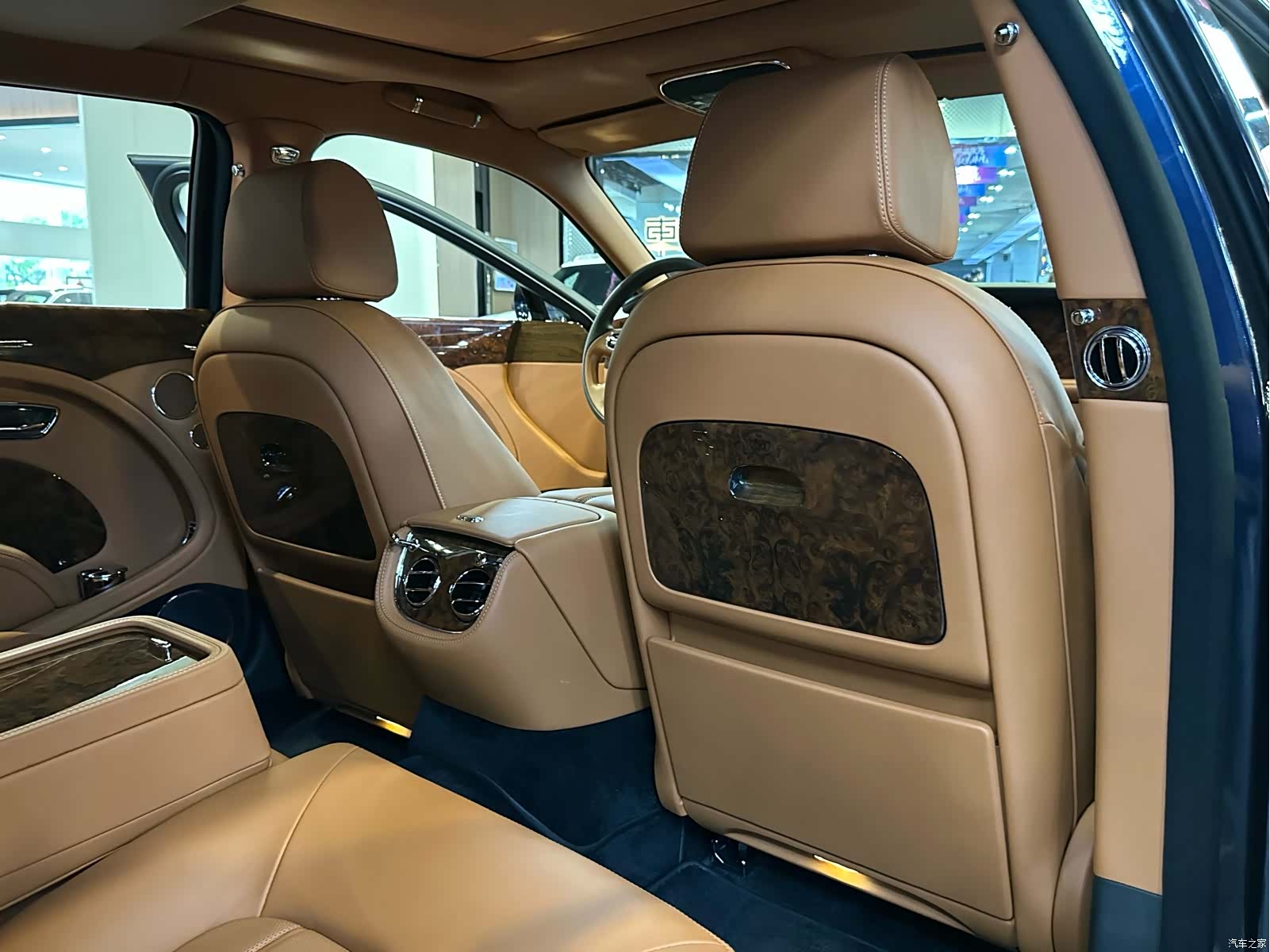 Bentley Mulsanne, 2013 19