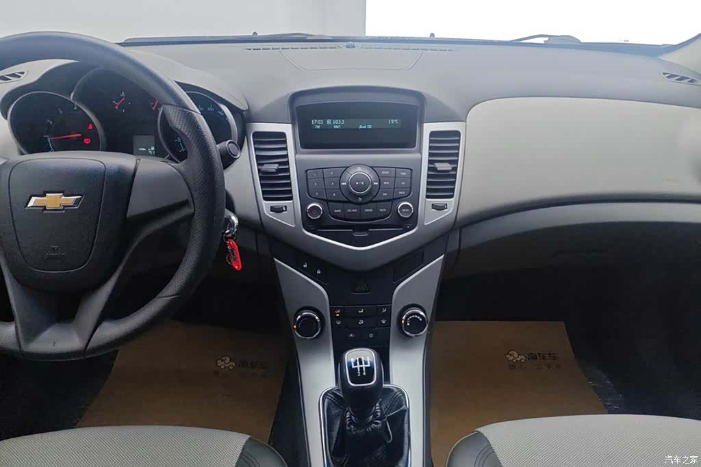 Chevrolet SL, 2011 13