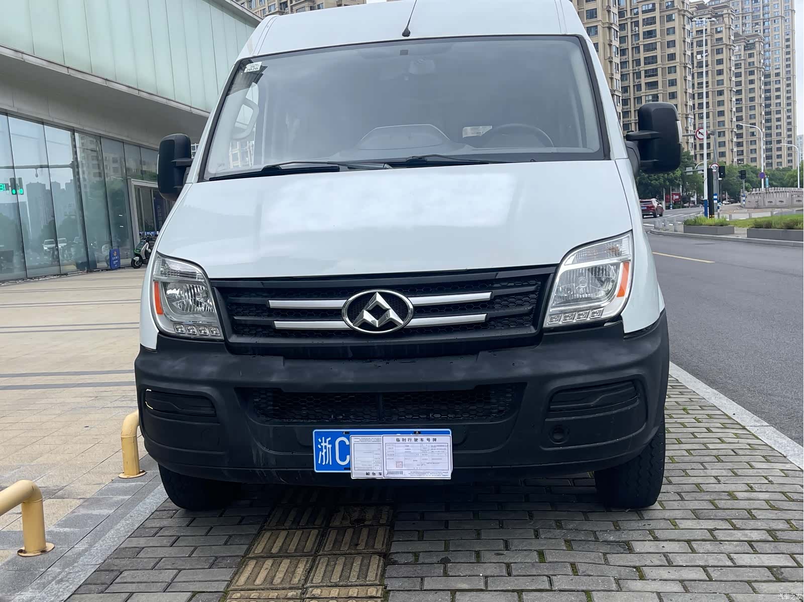 Maxus V80, 2016 2