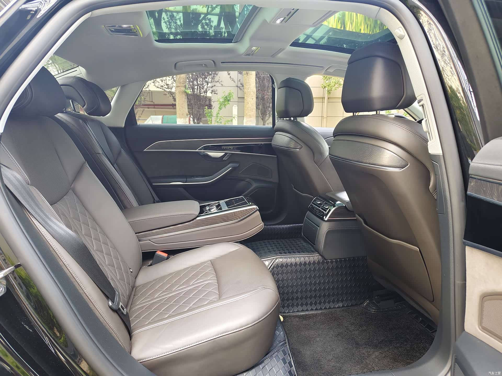 Audi A8L, 2024 8