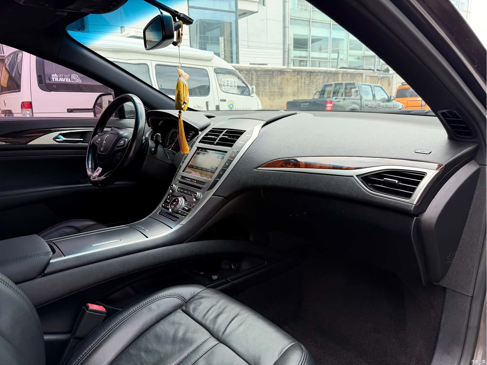 Lincoln MKZ, 2016 16