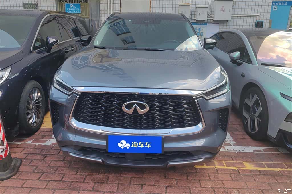 Infiniti QX60, 2022 2