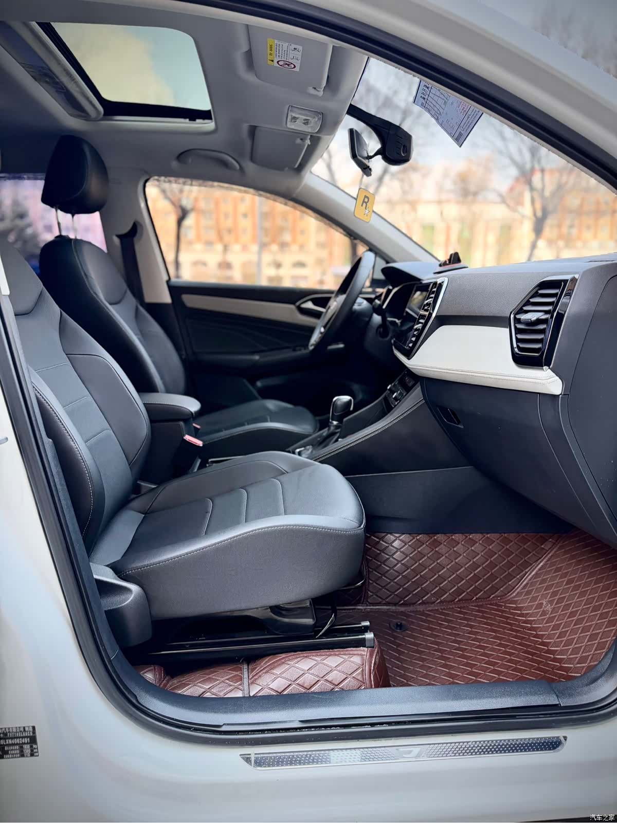 Volkswagen VS5, 2022 13