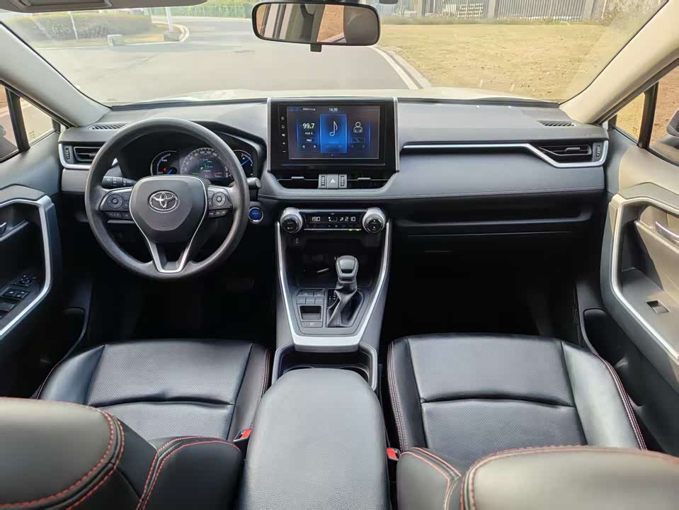 Toyota RAV4 Rongfang