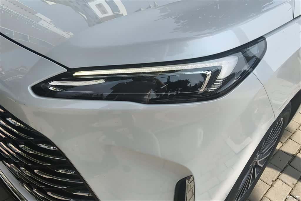 Buick GL8, 2025 все фото