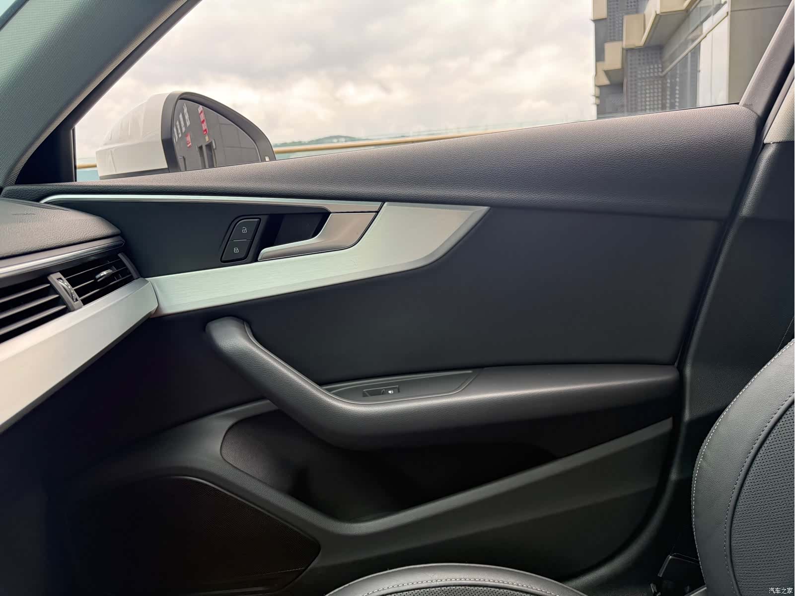 Audi A4L, 2020 26