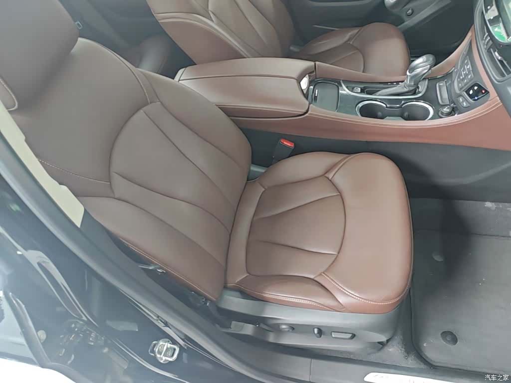 Buick Envision Plus, 2021 25