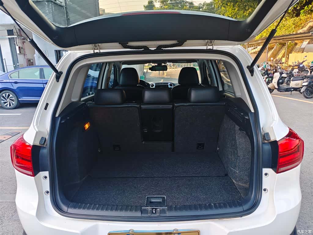 Volkswagen Tiguan, 2015 15
