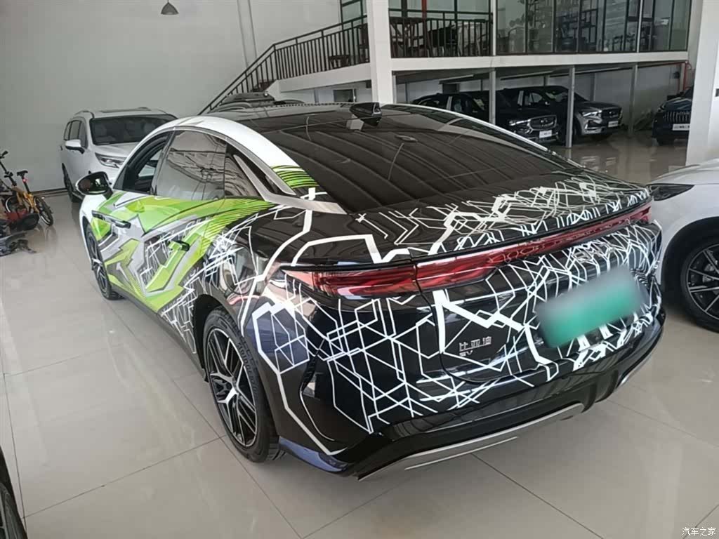 BYD Han, 2025 все фото