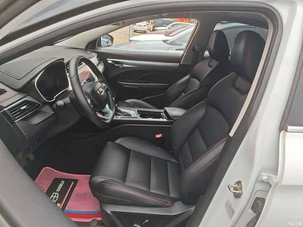 Geely Binray, 2020 15