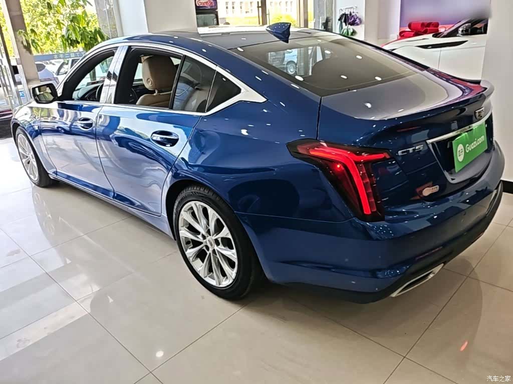 Cadillac CT5, 2021 все фото
