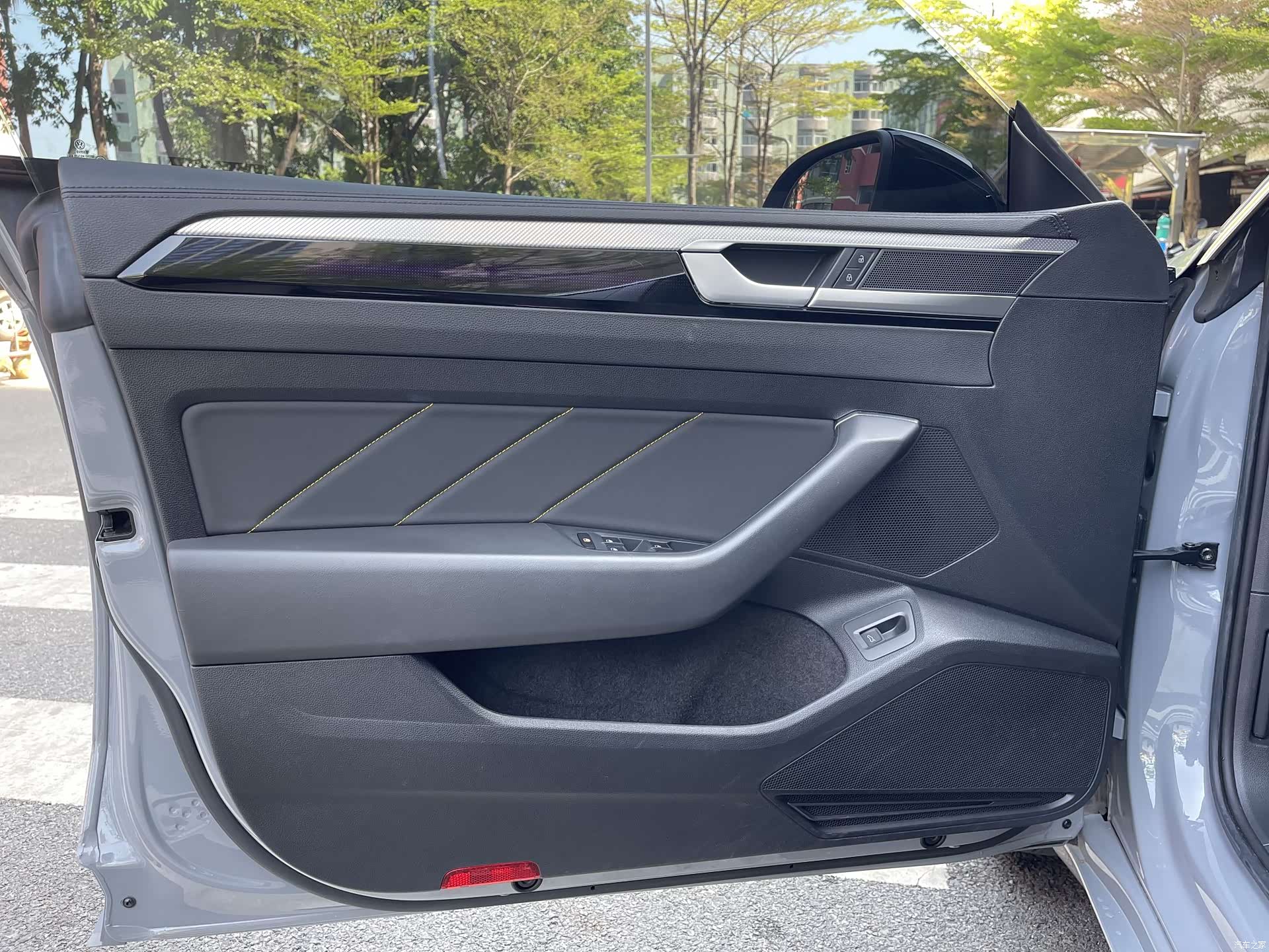 Volkswagen CC, 2023 9