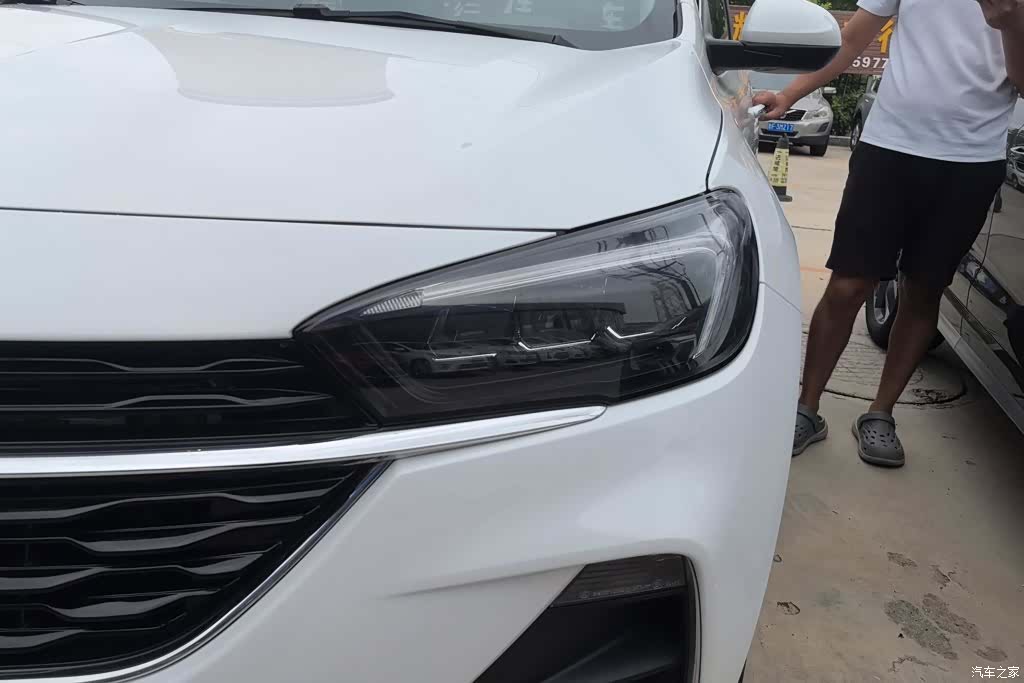 Buick Encore GX, 2020 все фото