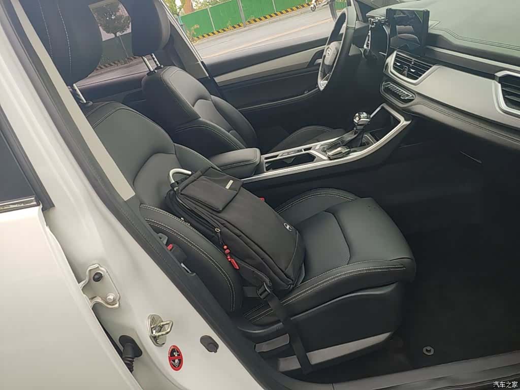 Geely X6, 2020 25