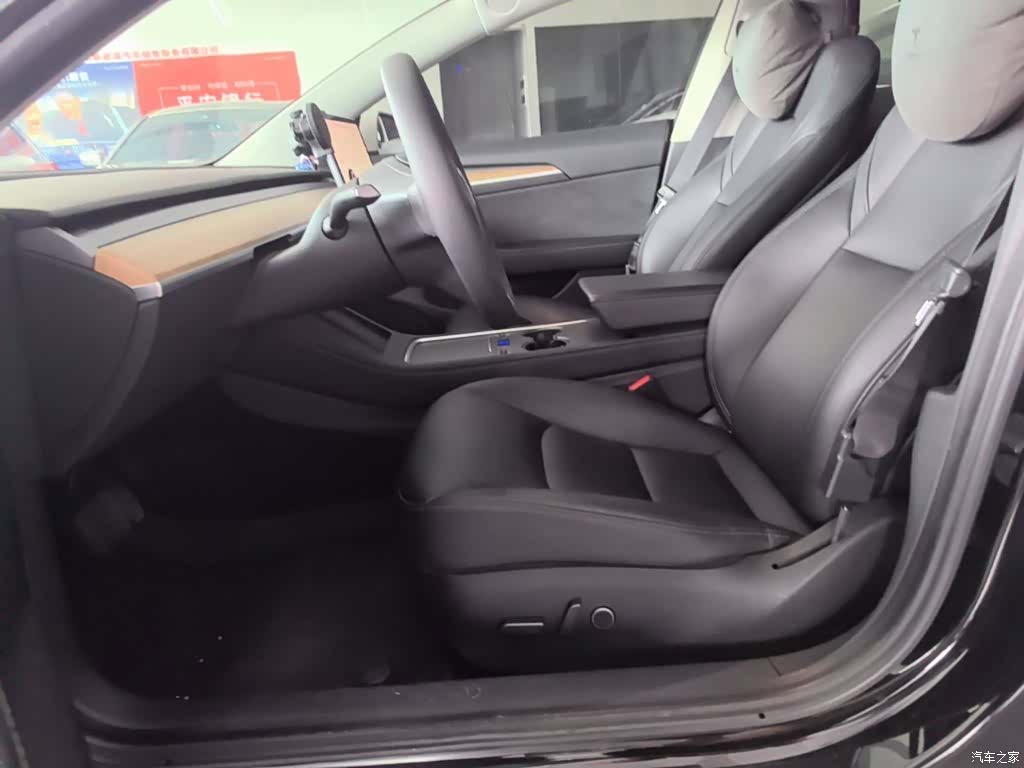 Tesla Model 3, 2021 15