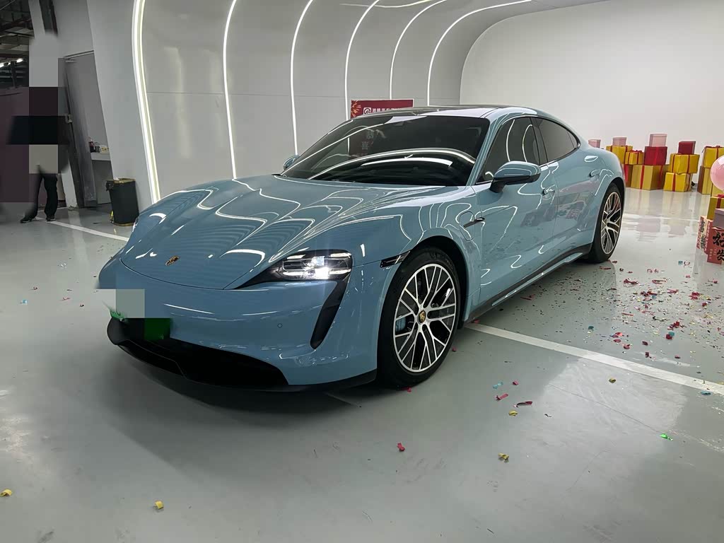 Porsche Taycan