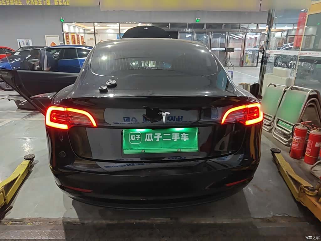 Tesla Model 3, 2021 6