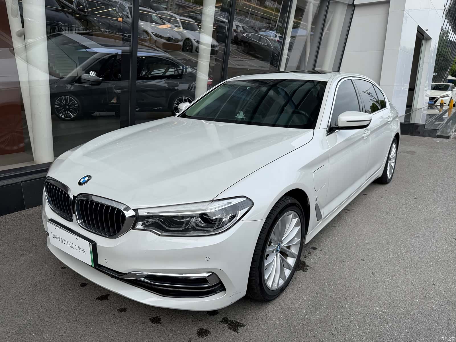 BMW 5 Series, 2019 1
