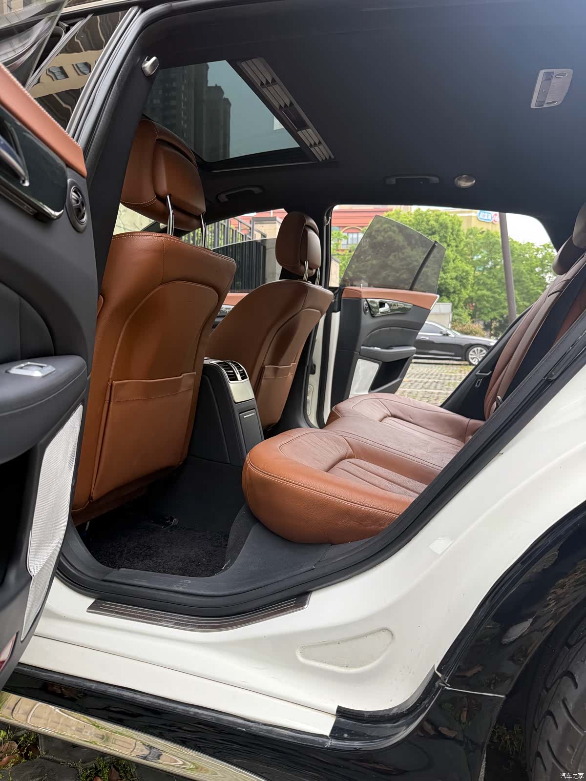 Mercedes-Benz CLS, 2016 8