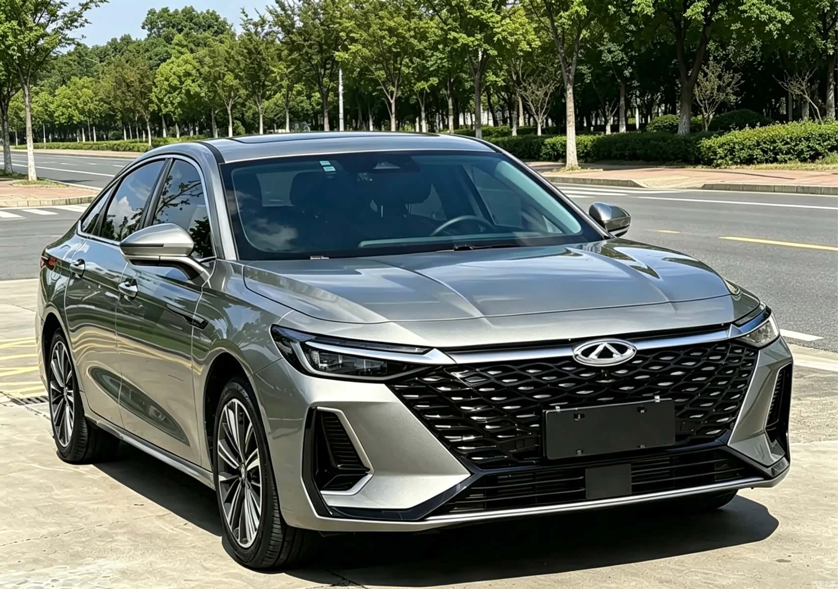 Chery Arrizo 8, 2023 3
