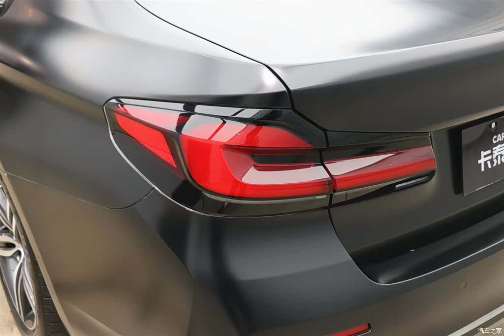 BMW 5 Series, 2023 29