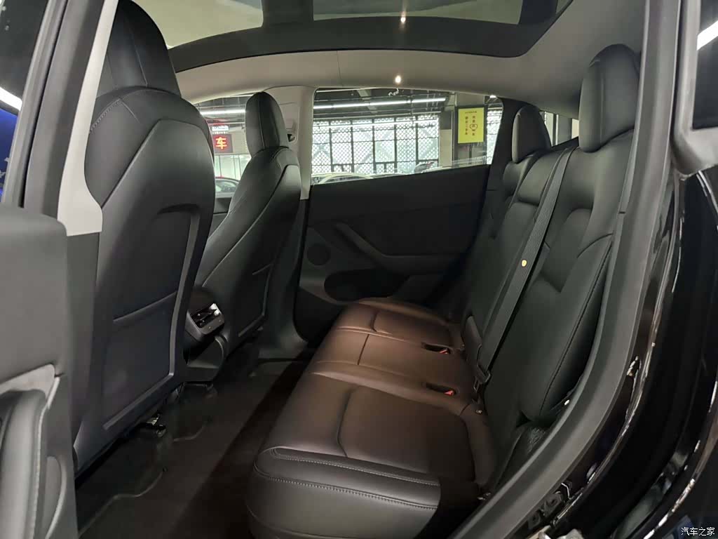 Tesla Model Y, 2021 7