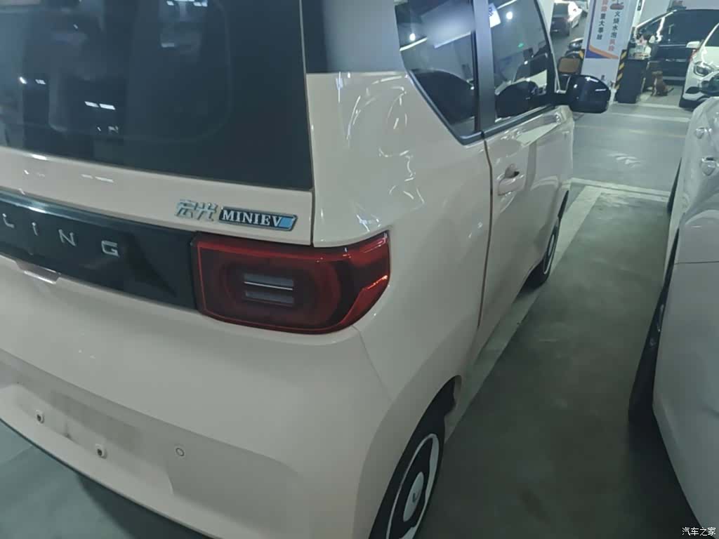 Wuling MINIEV, 2021 8
