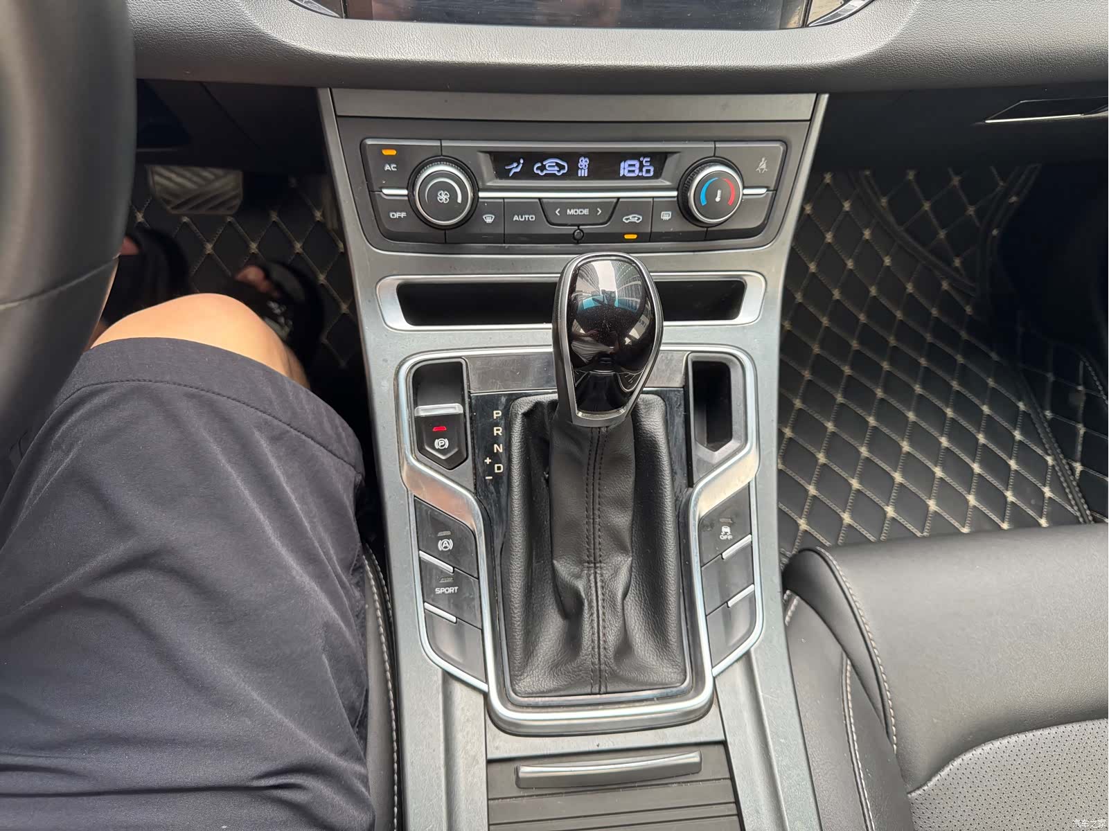 Geely Emgrand, 2019 12