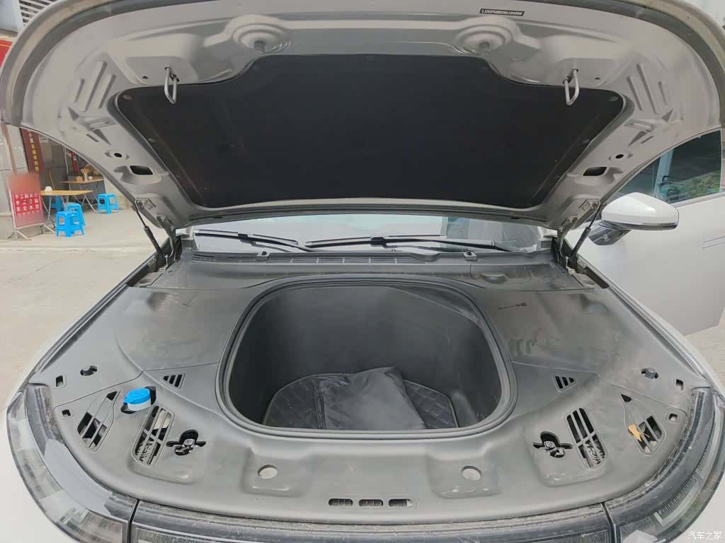 Xpeng P7, 2022 20