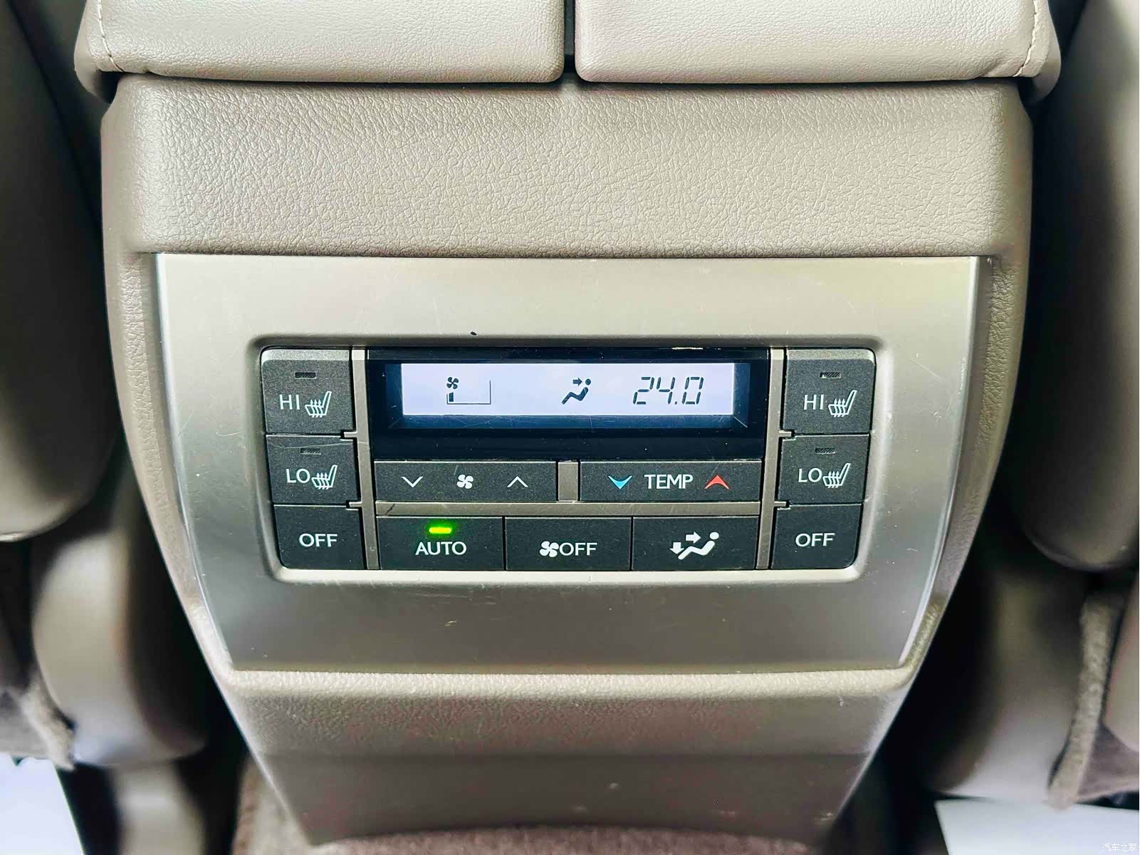 Lexus GX, 2019 15