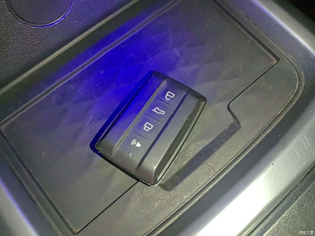 Tank 300, 2021 9