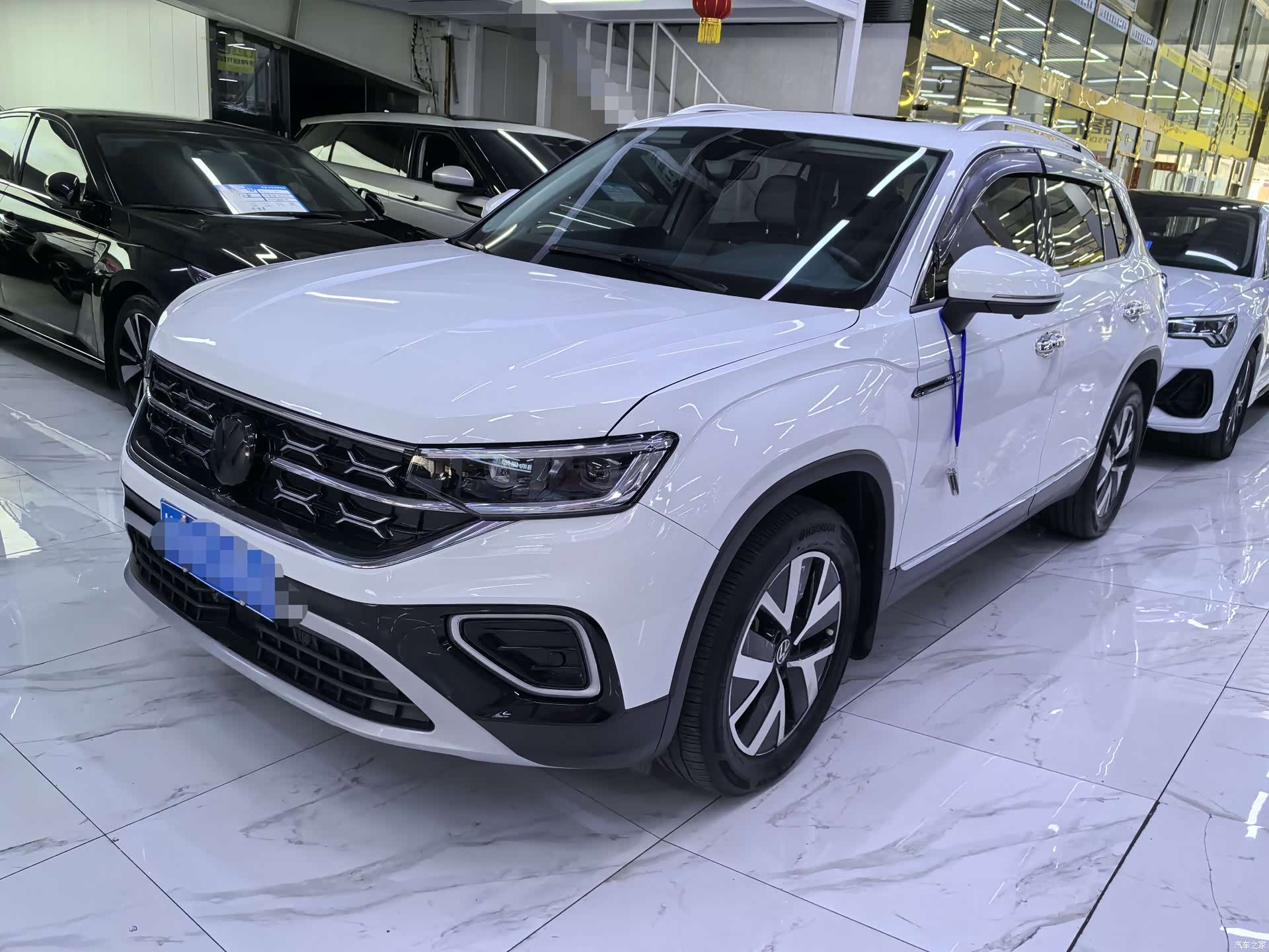 Volkswagen Tayron, 2023 1