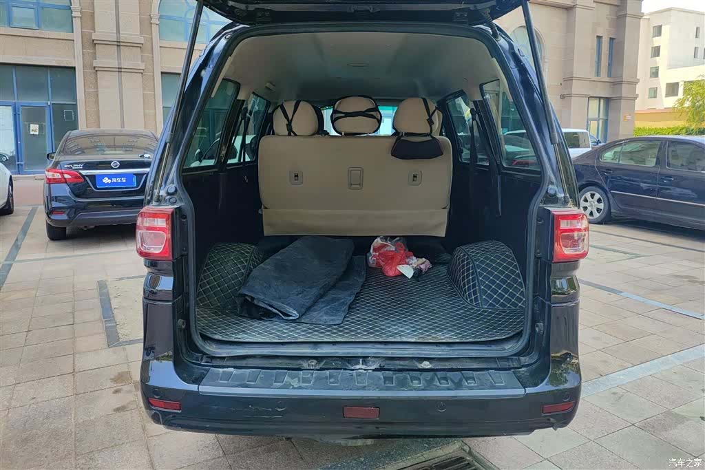 DongFeng M5, 2022 4