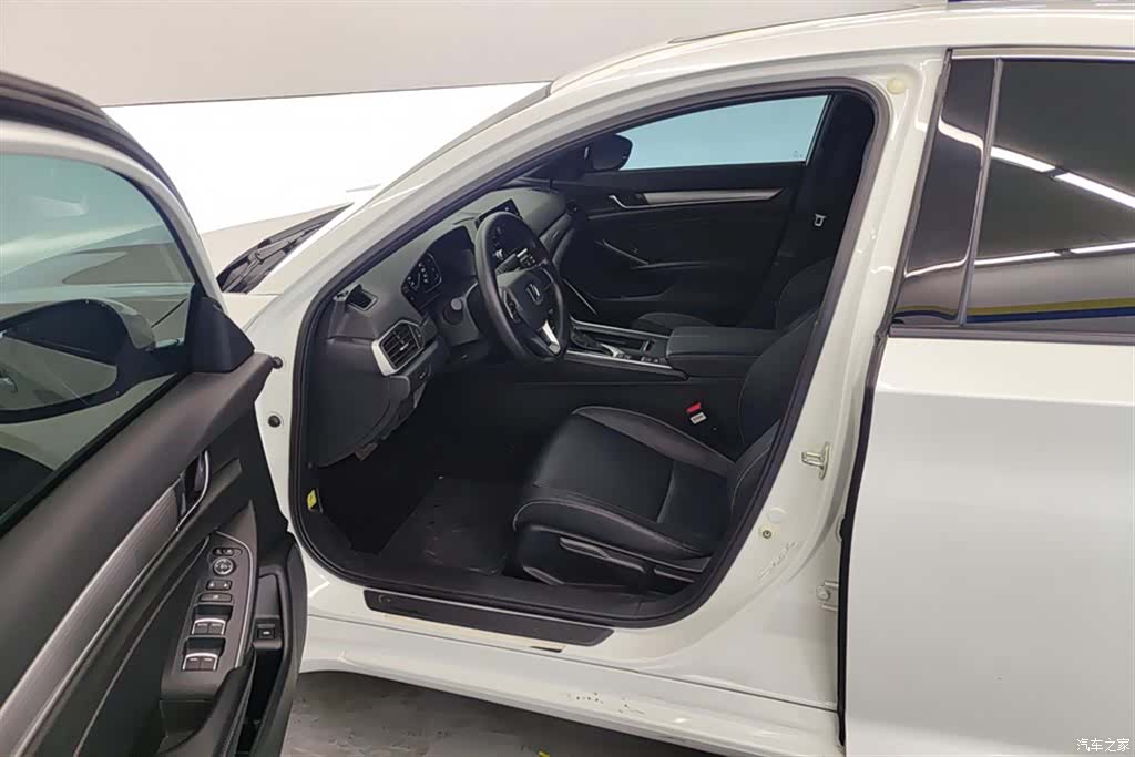 Honda Inspire, 2023 9