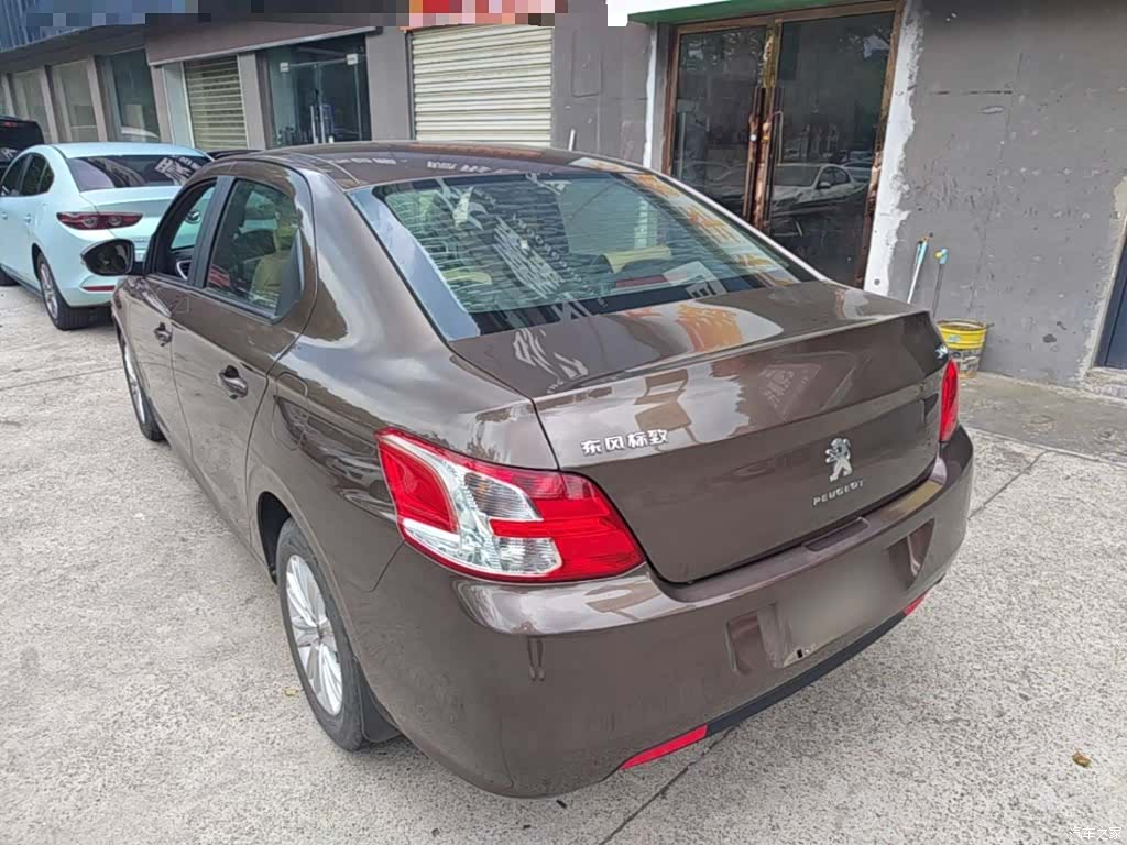 Peugeot 301, 2015 все фото