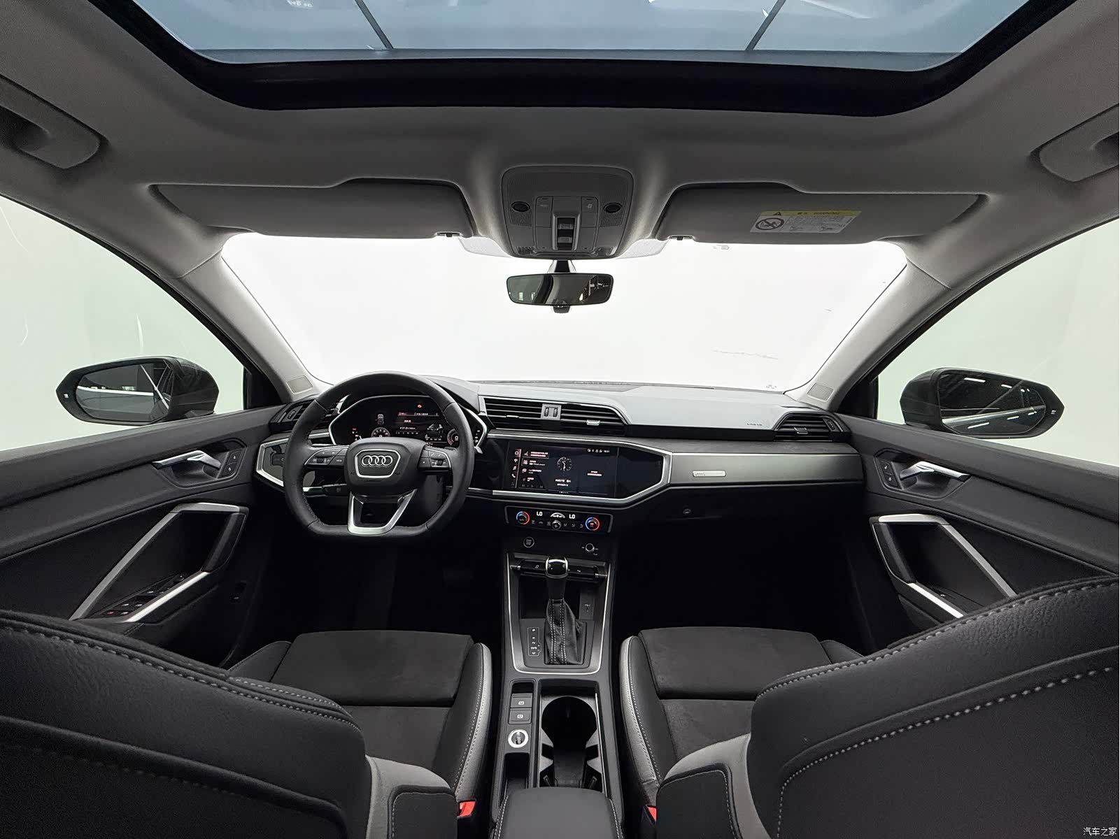 Audi Q3, 2023 9