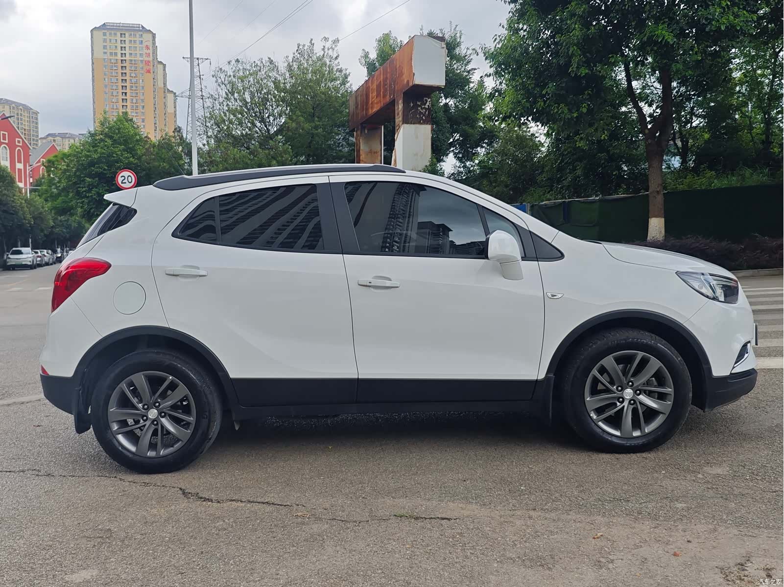 Buick Encore, 2018 6