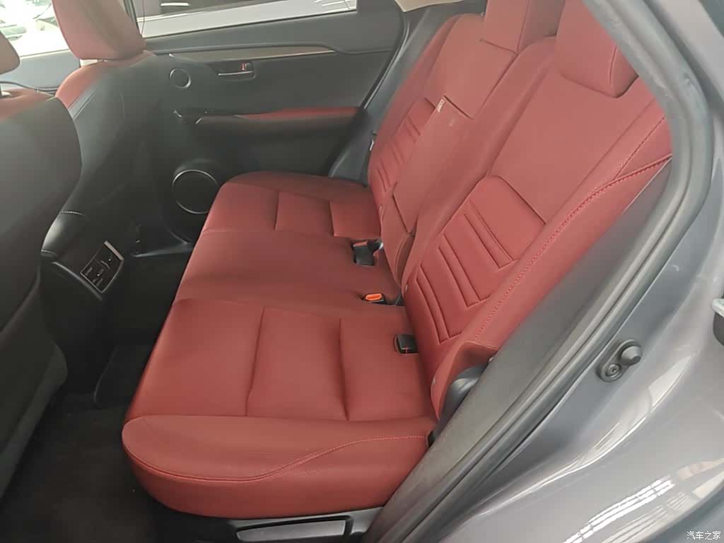 Lexus NX, 2019 17