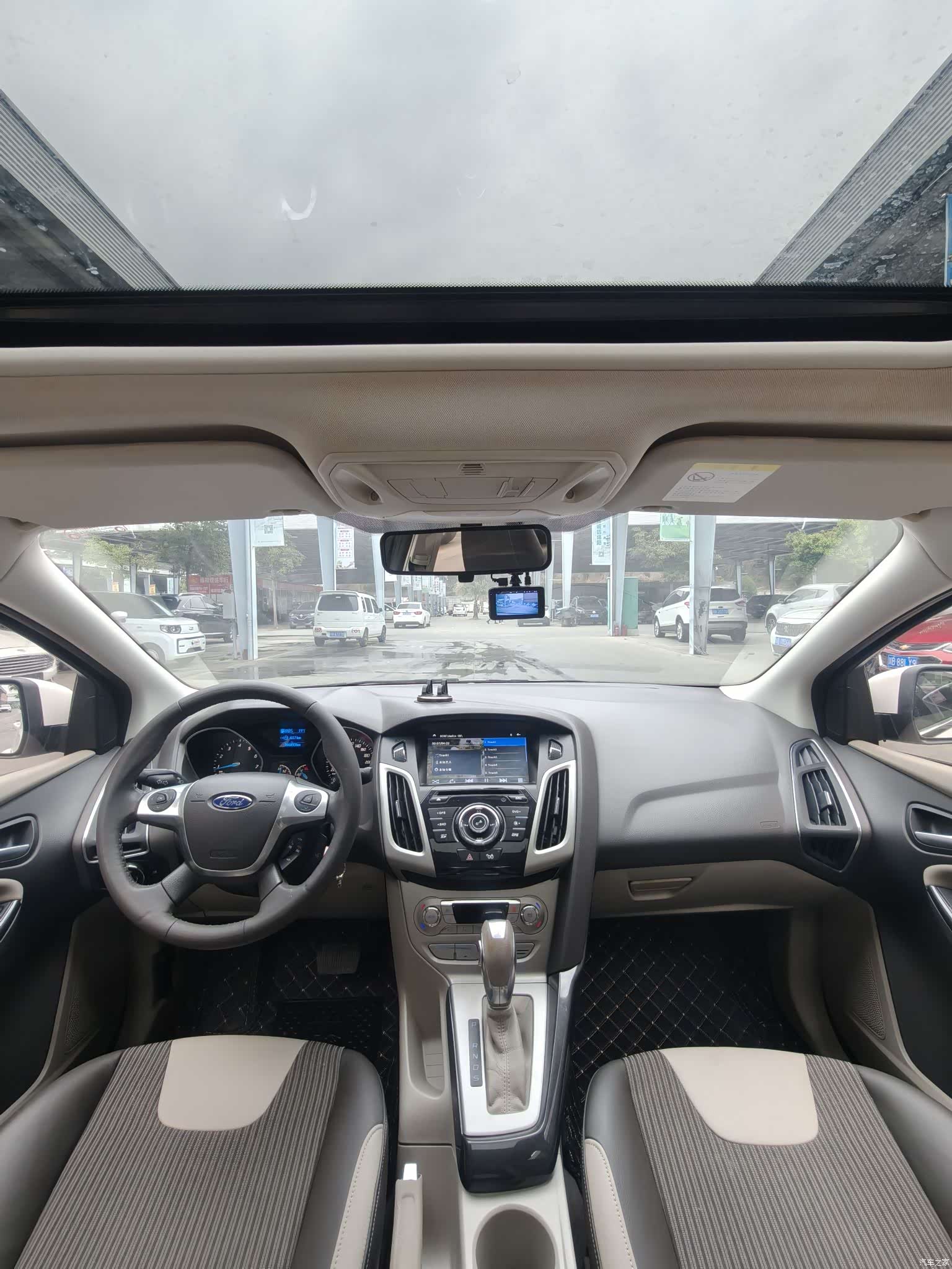 Ford Focus, 2013 9