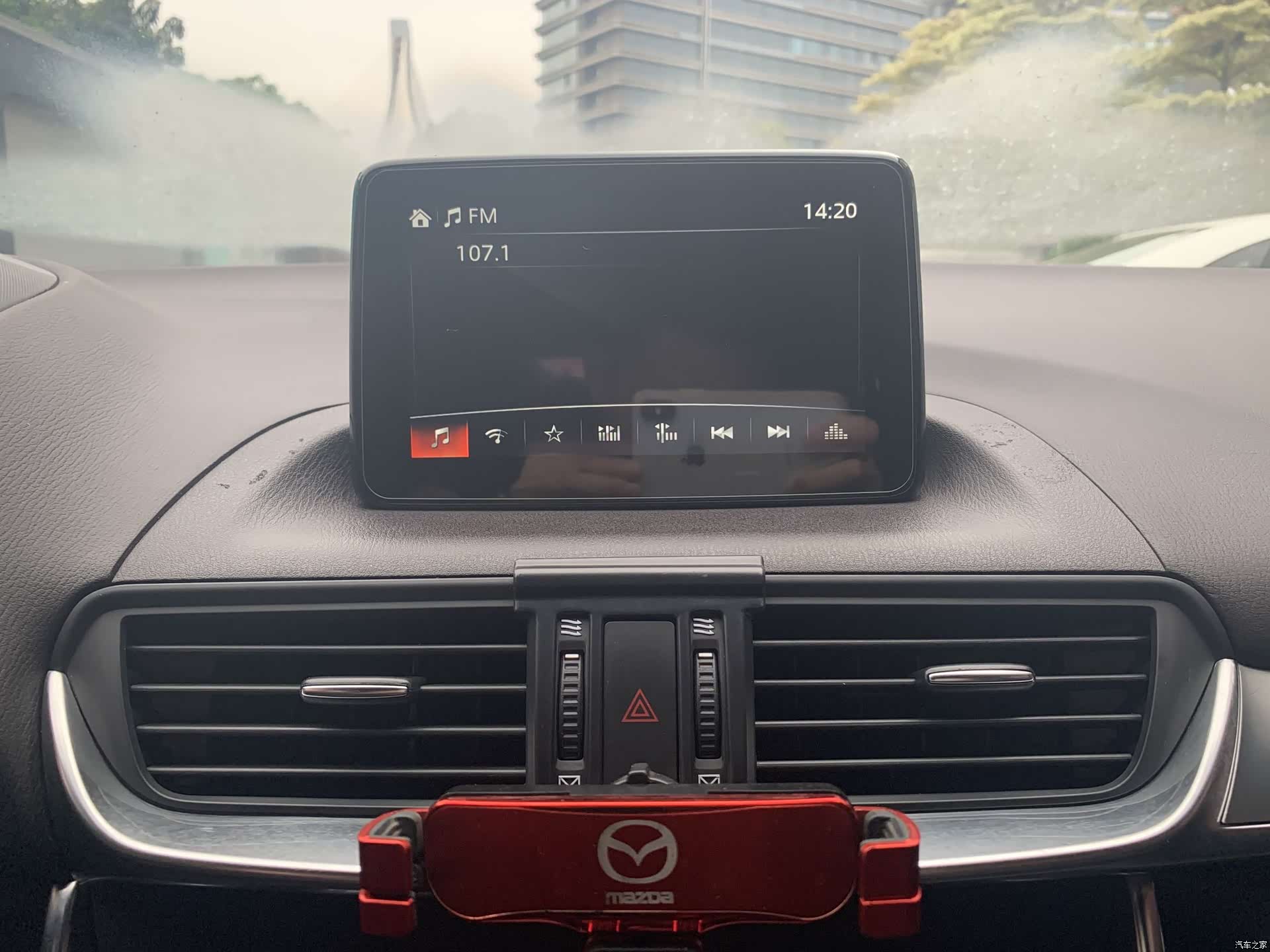 Mazda CX-4, 2019 10