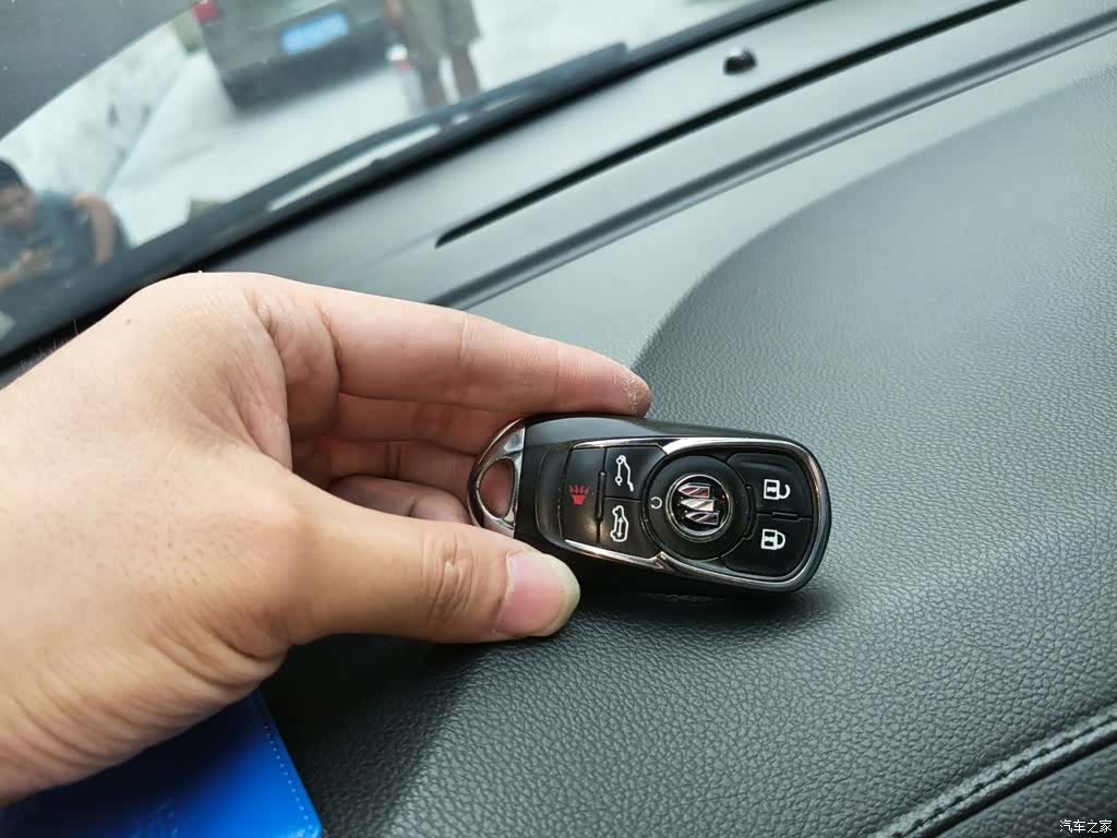 Buick GL8, 2023 12