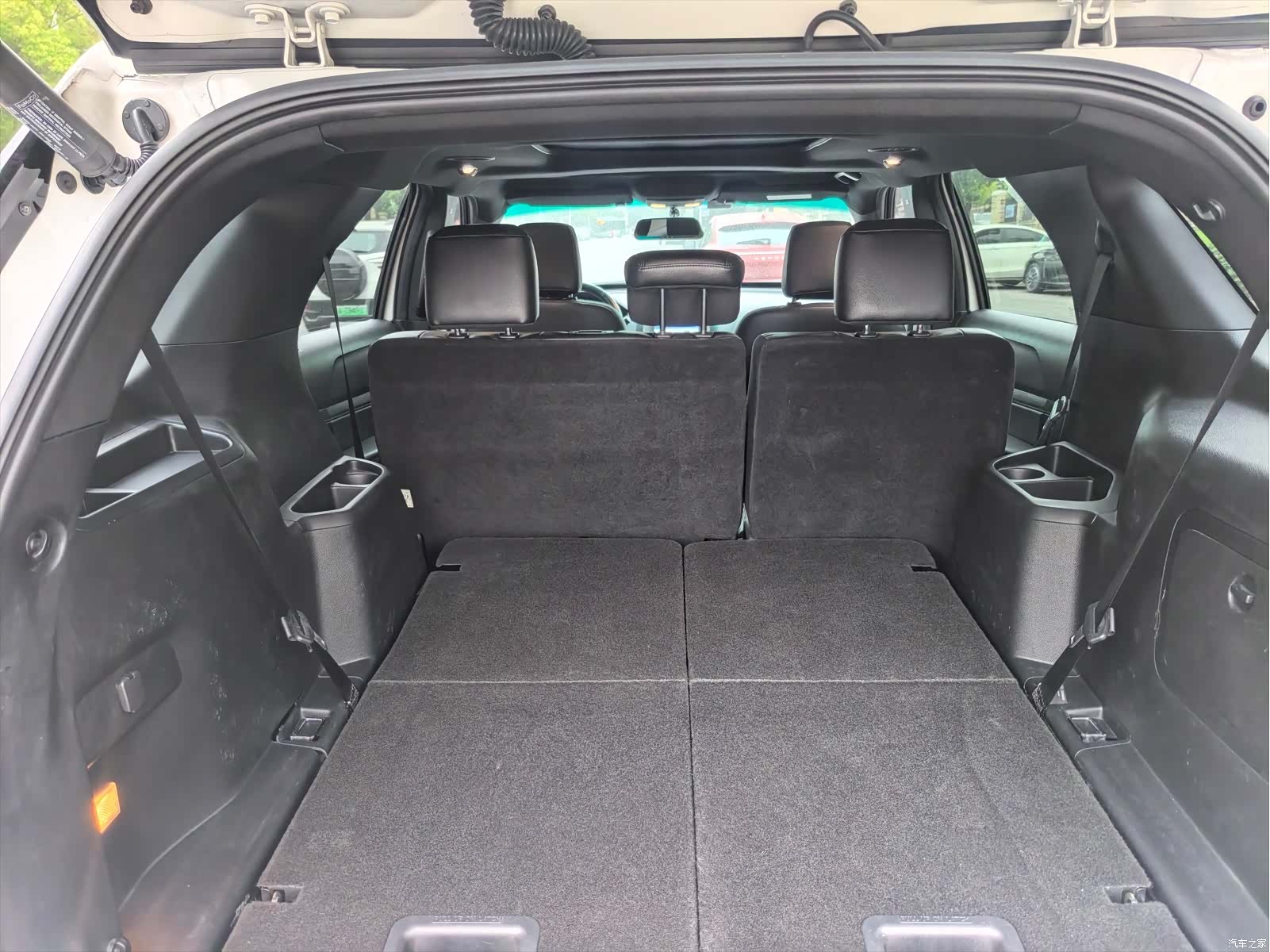 Ford Explorer, 2019 7
