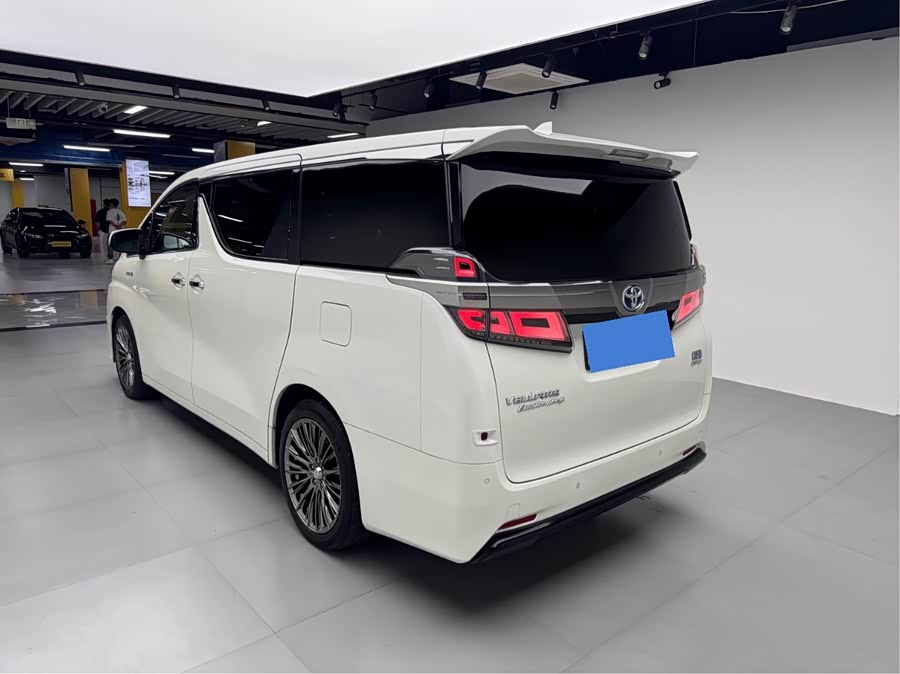 Toyota Vellfire 2020, фото 13